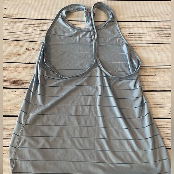 Athleta Chi High Neck Tank - Picture 2 of 2